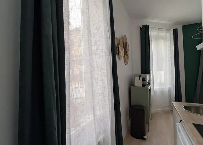 Refuge Lumineux Au Pied De La Cathedrale Appartement *