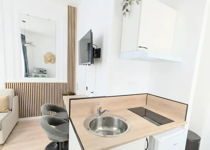 Refuge Lumineux Au Pied De La Cathedrale *