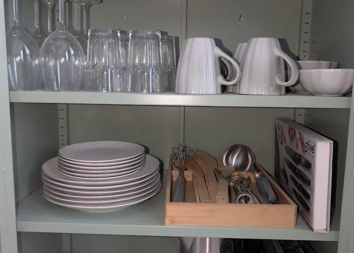 Refuge Lumineux Au Pied De La Cathedrale Amiens